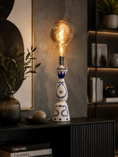 Azul in light